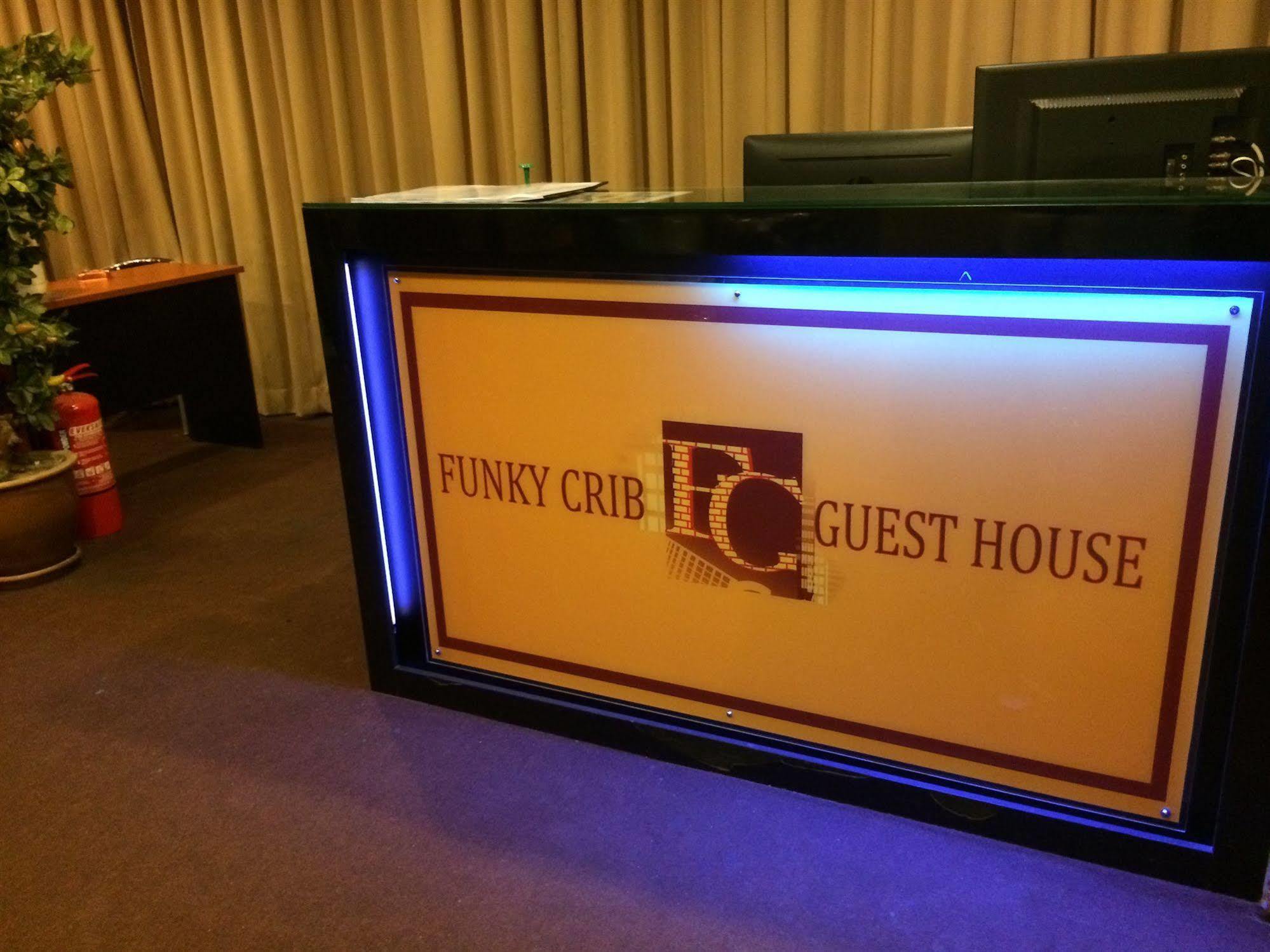 Funky Crib Hotel Kuala Lumpur Exterior photo